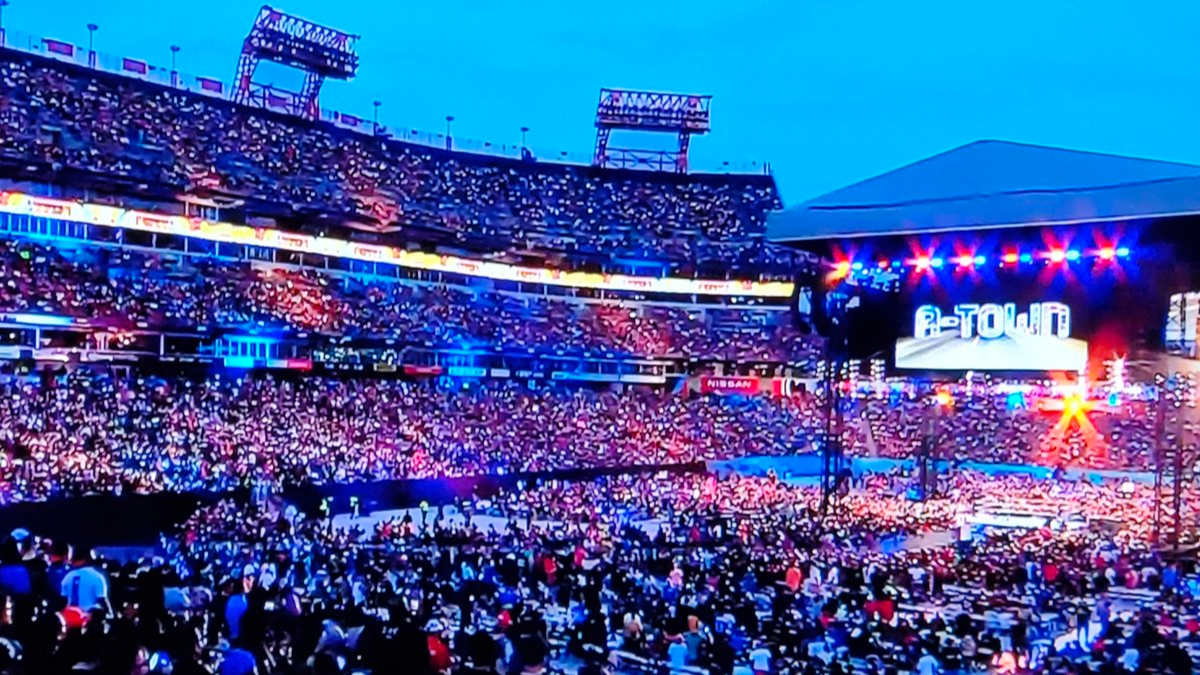 WWE Contradice La Asistencia De SummerSlam Anunciada Por Los Medios